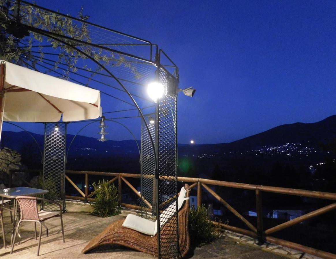 Agoriani Art Suite - 4 Seasons' Natural Living Lílaia Buitenkant foto