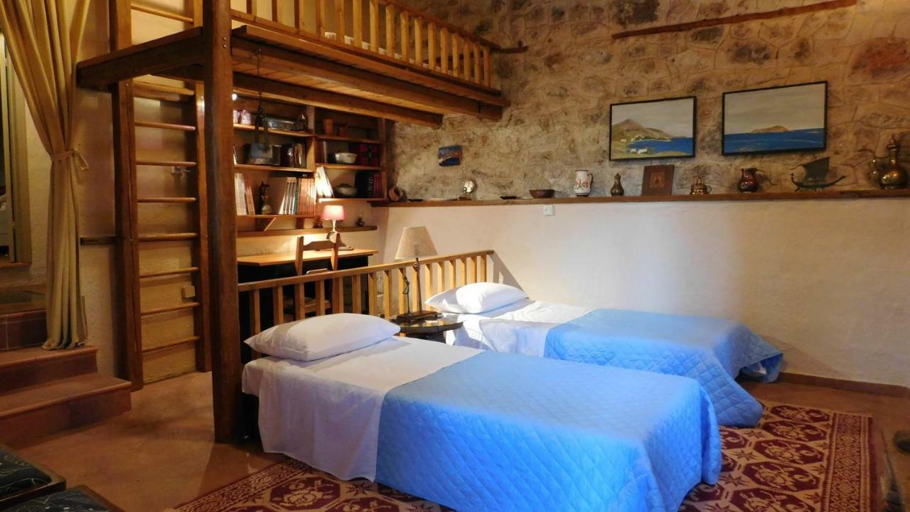 Agoriani Art Suite - 4 Seasons' Natural Living Lílaia Buitenkant foto