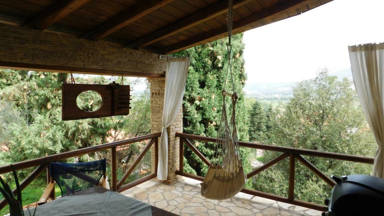 Agoriani Art Suite - 4 Seasons' Natural Living Lílaia Buitenkant foto